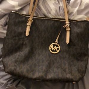 Michael Kors tote